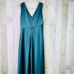 Lauren Ralph Lauren Dress Dark Fern Size 8 Sleeveless V-Neck Full Length Dress thumbnail 7