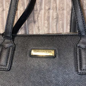 London fog black bag shoulder bag with ribbon multi pocket medium size​​​ thumbnail 2
