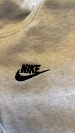 Nike Hoodie Sweatshirt thumbnail 2