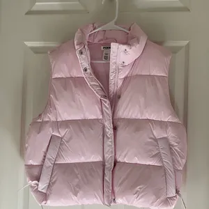Victoria’s Secret PINK "High Shine Marshmallow Puffer Vest NWOT thumbnail 5