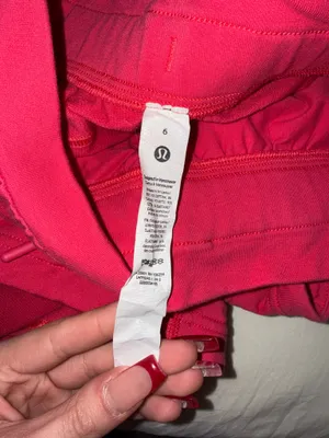 Lululemon Shorts thumbnail 4
