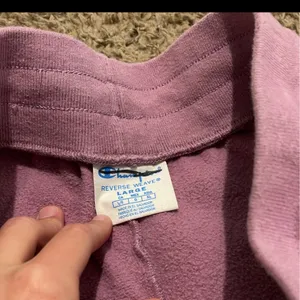 Champion shorts-Size Large thumbnail 5