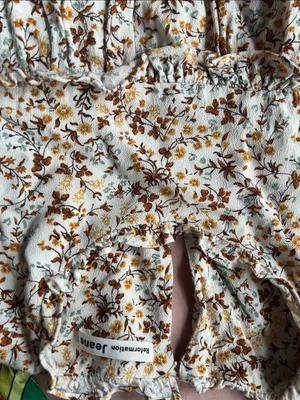 Reformation Jeans Floral Ruffle Short Sleeve Top Small thumbnail 3