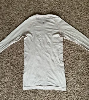 Lululemon Swiftly Tech Long Sleeve Shirt White and Light Pink thumbnail 5