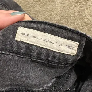 (Pacsun) Black Super High Rise Stretchy Jeggings: Size 26 thumbnail 4