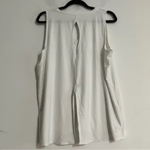 Beyond Yoga Featherweight All About It Split Back Tank White Size 1X thumbnail 3