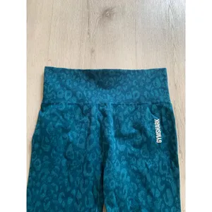 Gymshark Teal Leopard Print High-Waist Leggings thumbnail 2