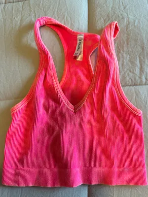 Amazon Pink Ribbed Crop Tank Top thumbnail 1
