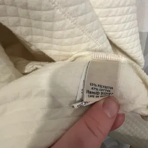 L.L. Bean Women's Cream Quilted Cardigan thumbnail 4