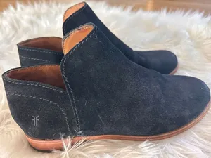 Frye Elyssa Shootie Black Suede Leather Ankle Booties Womens Size US 7.5 thumbnail 1