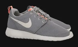Women’s Nike‎ Roshe One Trainers size 10 in grey thumbnail 1