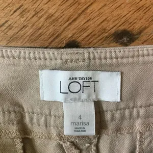 Ann Taylor Loft tan flat front business casual 4 Marissa slacks thumbnail 2
