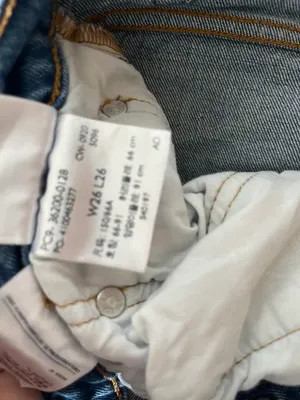 Levi's Mom Jeans thumbnail 5