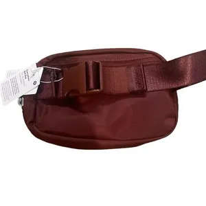 Lululemon Everywhere‎ Belt Bag Red Merlot Maroon Sporty Fanny Pack Travel NWT thumbnail 2