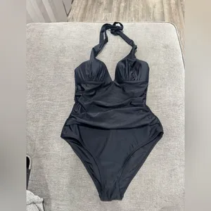 Cupshe Black Plunge Halter One-Piece Swimsuit thumbnail 11