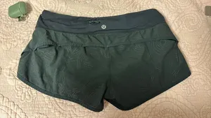 Lululemon Shorts Speed 2.5" thumbnail 1