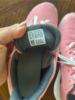 Like new adidas Women's Coral Pink Mesh Athletic Sneakers size 6 thumbnail 6