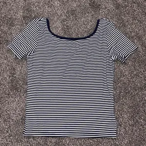 Dazy x StarSeries white & black horizontal striped top in size M. thumbnail 1