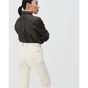 Everlane Womens The Original Cheeky Jean Ecru Ivory 30 Crop thumbnail 2