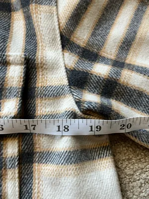 Old Navy Neutral Plaid Shirt Jacket Shacket Cream Tan Women’s Small thumbnail 6