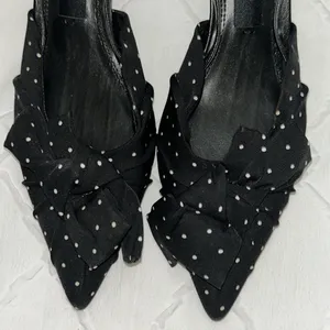 Zara Black & White Polka Dot Kitten Heel Sling back Shoes(Size 39) thumbnail 7