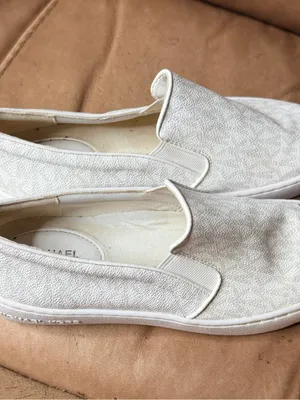 MICHAEL Michael Kors Slip Ons thumbnail 2