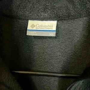 Columbia Vest zip up thumbnail 2