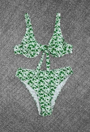 Green Floral Underwire Two Piece Bikini Set High Waisted Swimwear thumbnail 1