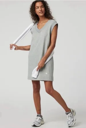 VUORI Sedona Vest Dress, Light Heather Grey Size Small excellent condition thumbnail 1