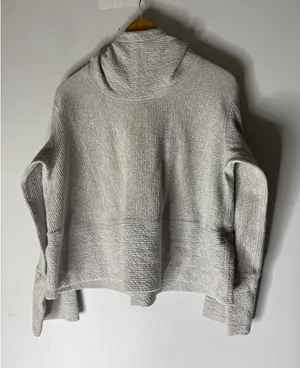 Lululemon Textured Turtleneck hoodie retreat yourself pullover grey size M/L thumbnail 1