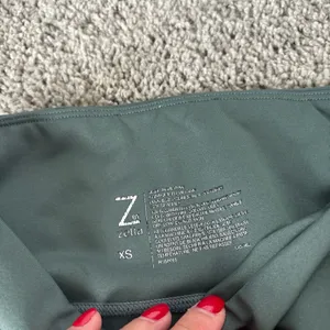 Z by Zella Green Leggings Size Extra Small thumbnail 6