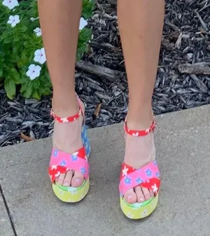 Gianni Bini Heels thumbnail 2