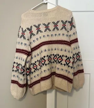 Old Navy Cream and Red Crew Neck Sweater with Nordic Pattern thumbnail 4