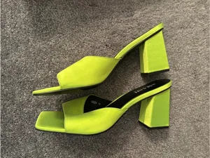 Smash Women’s Jennifer Block Heels Mule Square Toe Sandals Size 11M thumbnail 4