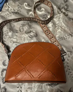 Brown side purse thumbnail 1
