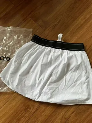 ALO YOGA White Sporty Mini Skirt, Size M thumbnail 8