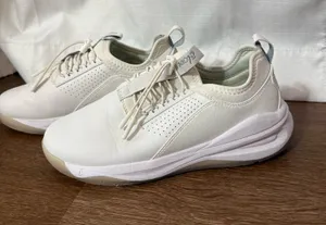Clove nursing shoes White Size 8 thumbnail 1