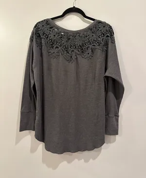 Outfitters Long Sleeve Tee thumbnail 2