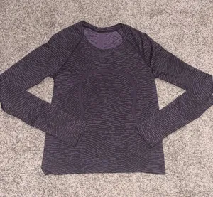 Lululemon Swiftly Tech Long Sleeve Shirt 2.0 *Race Length size 6 thumbnail 1