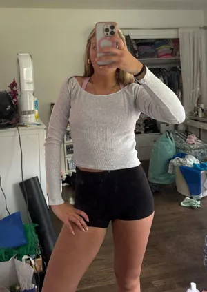 Brandy Melville Long Sleeve Grey thumbnail 2