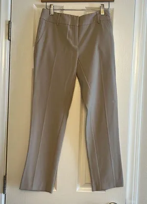 New York & Company Dress pants. In good Condition. Size:0 thumbnail 1