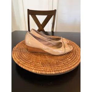 Cole Haan Air Tali Nude Patent Leather Peep Toe Wedge‎ Heels Beige Pumps thumbnail 3