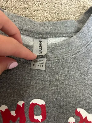 Eskimo Joe’s Gray Crewneck Graphic Sweatshirt size medium thumbnail 3