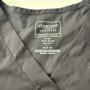 Casa Loma College NWT Scrubs Top Cherokee Workwear WW665‎ PWT Pewter Sz Medium thumbnail 4