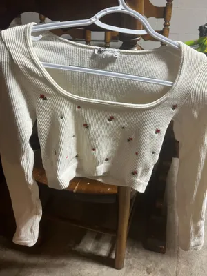 Zara crop top thumbnail 1