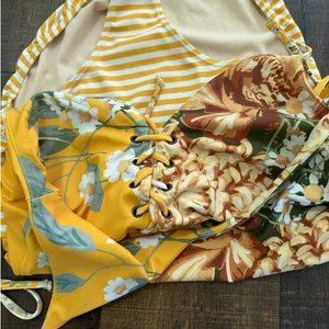 Albion Fit The Rachel Yellow Floral One-Piece Size Medium thumbnail 4