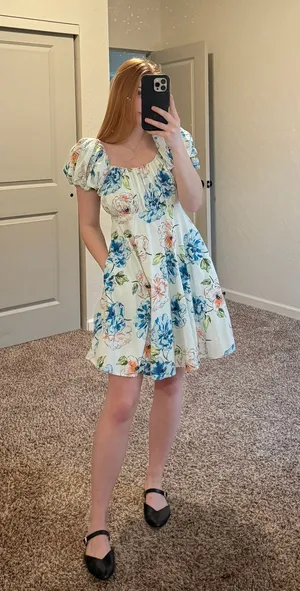 Dress thumbnail 1