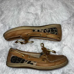 Sperry Boat Shoes with Leopard Print Detail size 8 thumbnail 3