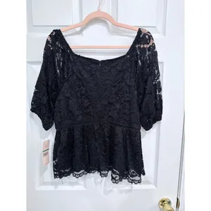 Black Floral Lace Peplum Top Square Neck NWT Size L‎ thumbnail 4