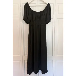 DRA Los Angelos black smocked bust puff sleeve dress M thumbnail 8